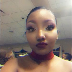 Meet your Posher, Ana